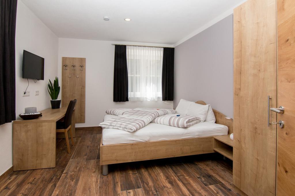 Haus Arnold - Privatzimmer Und Ferienwohnungen Sillian Dış mekan fotoğraf